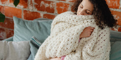 Manta de crochê para o inverno: Como escolher a cor ideal e o fio perfeito