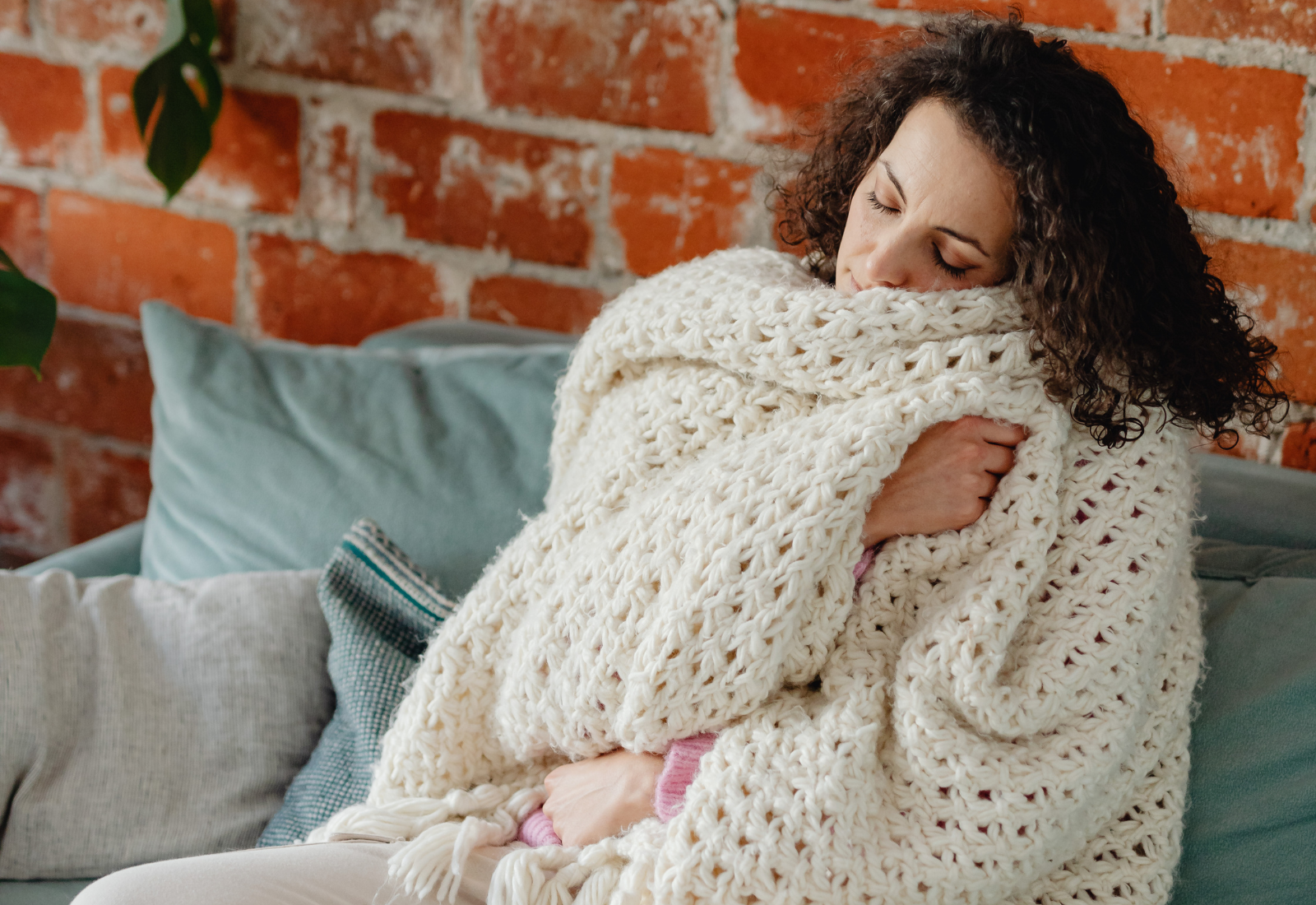 Manta de crochê para o inverno: Como escolher a cor ideal e o fio perfeito